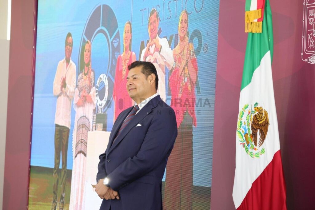 Morena afirmó que este proyecto representa una inversión histórica, pues señalaron que prácticamente una cuarta parte del presupuesto estatal está siendo destinada al mejoramiento de infraestructura y vialidades.