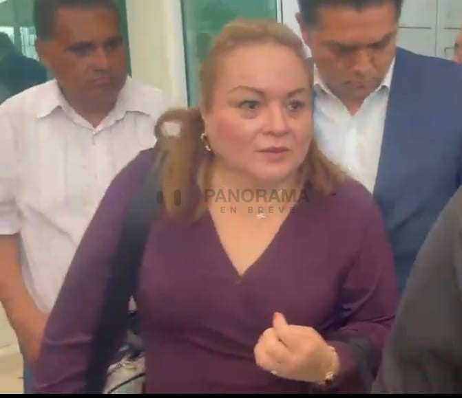 La audiencia de Danna Yanina “N”, joven de 18 años imputada por su presunta participación en el feminicidio de Dafne Zapata, fue diferida y continuará el próximo lunes a las 08:00 horas.