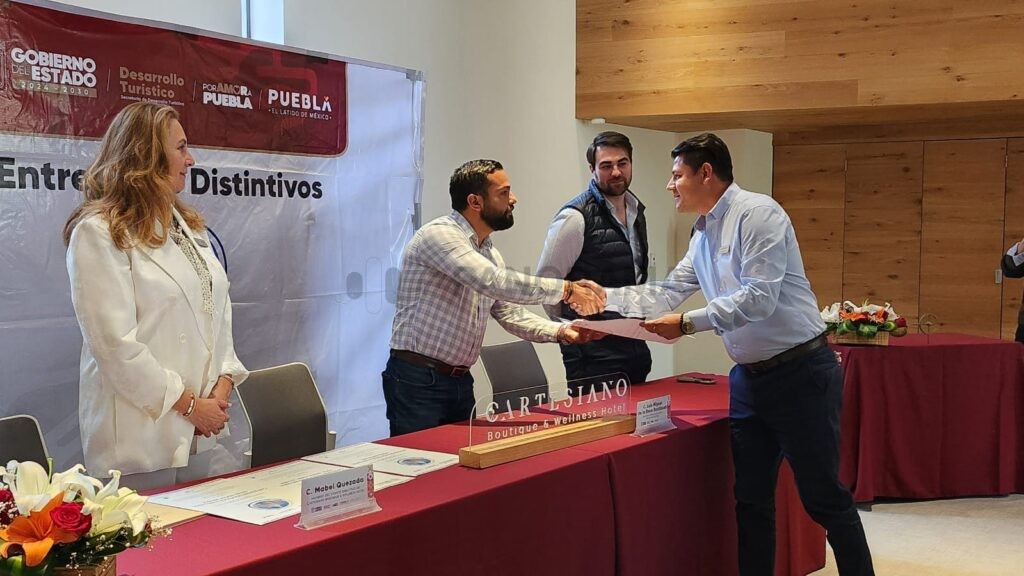 el Distintivo H es otorgado por la Secretaría de Turismo del Gobierno de México a establecimientos que cumplen con la Norma Mexicana NMX-F-605-NORMEX vigente.