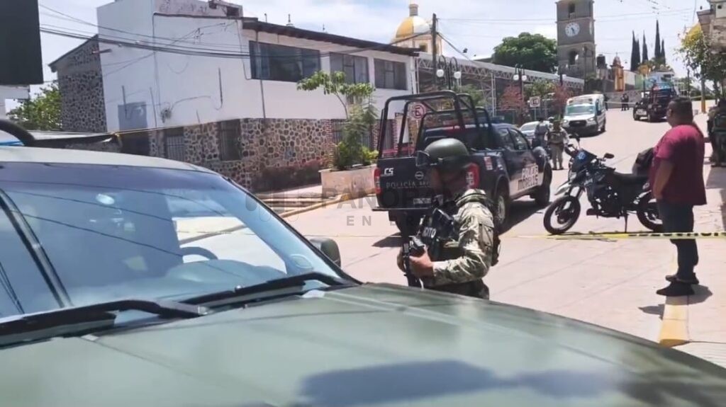 El presidente municipal de Temoac, Morelos, Valentín Lavín Romero, fue asesinado a balazos este miércoles 22 de julio durante un ataque perpetrado en la Presidencia Municipal. 