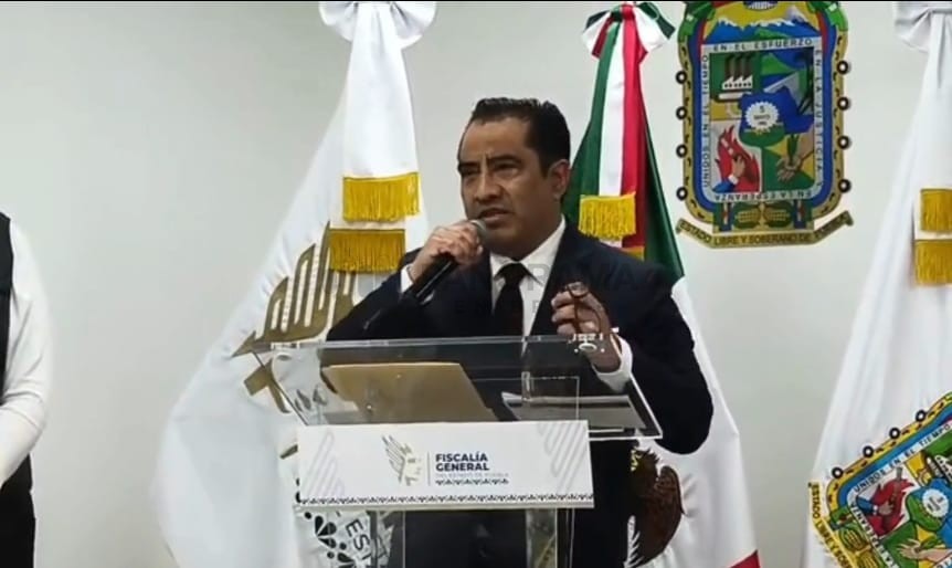 Detienen al presunto tirador de la Vía Atlixcáyotl, Rafael N identificado como empresario farmacéutico de origen español presunto responsable de disparos contra vehículos.