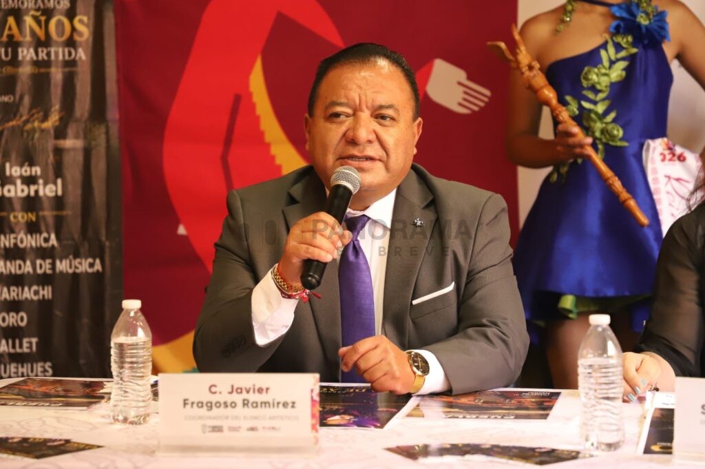 A una década de la muerte de Juan Gabriel, Puebla rendirá homenaje al llamado “Divo de Juárez” con un concierto que combinará música sinfónica,banda y más.