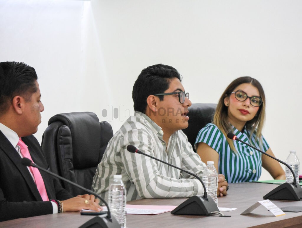 Liderazgos juveniles de las distintas fuerzas políticas en el estado compartieron posturas sobre el ejercicio de sus derechos político-electorales.