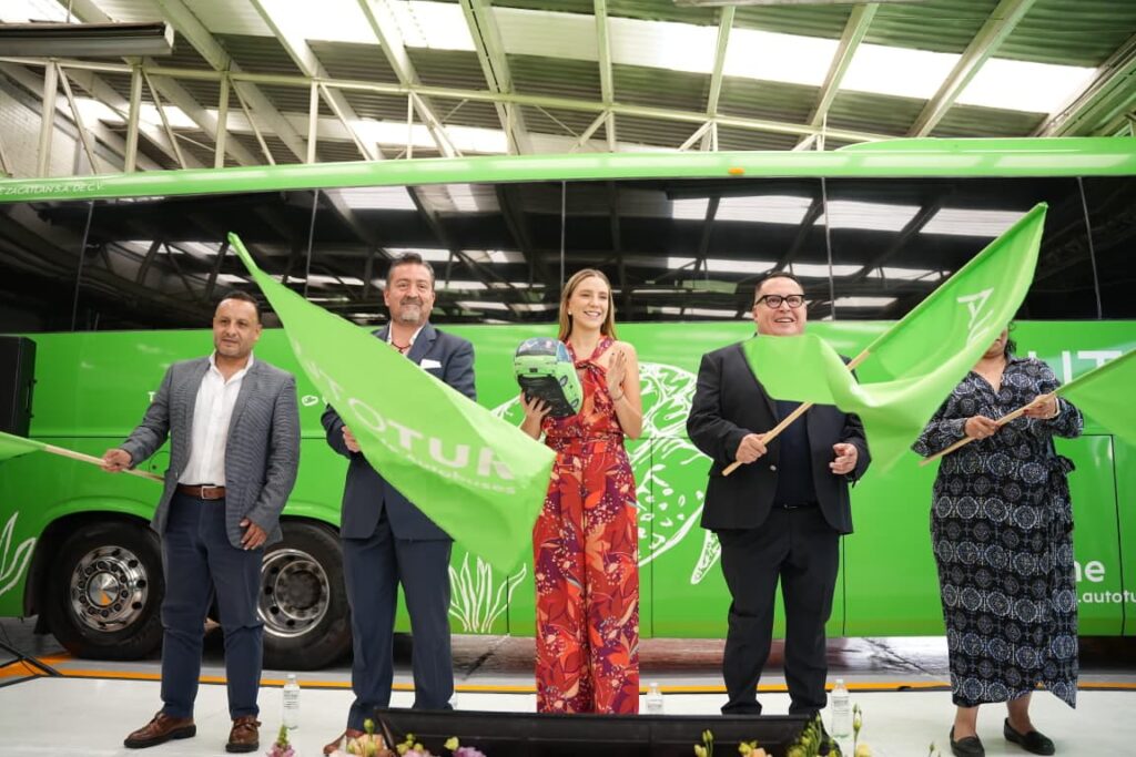 AUTOTUR, marca de MOBILITY ADO, incorporó 22 autobuses Irizar i8 a su base en Puebla, como parte de la renovación de su parque vehicular.