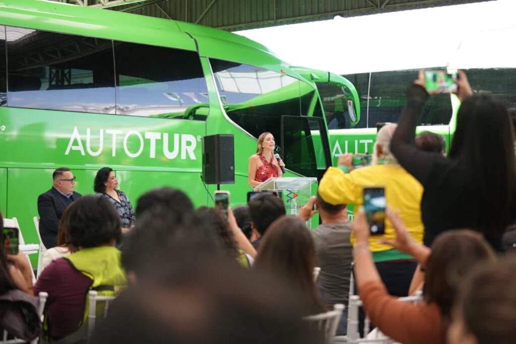 AUTOTUR, marca de MOBILITY ADO, incorporó 22 autobuses Irizar i8 a su base en Puebla, como parte de la renovación de su parque vehicular.