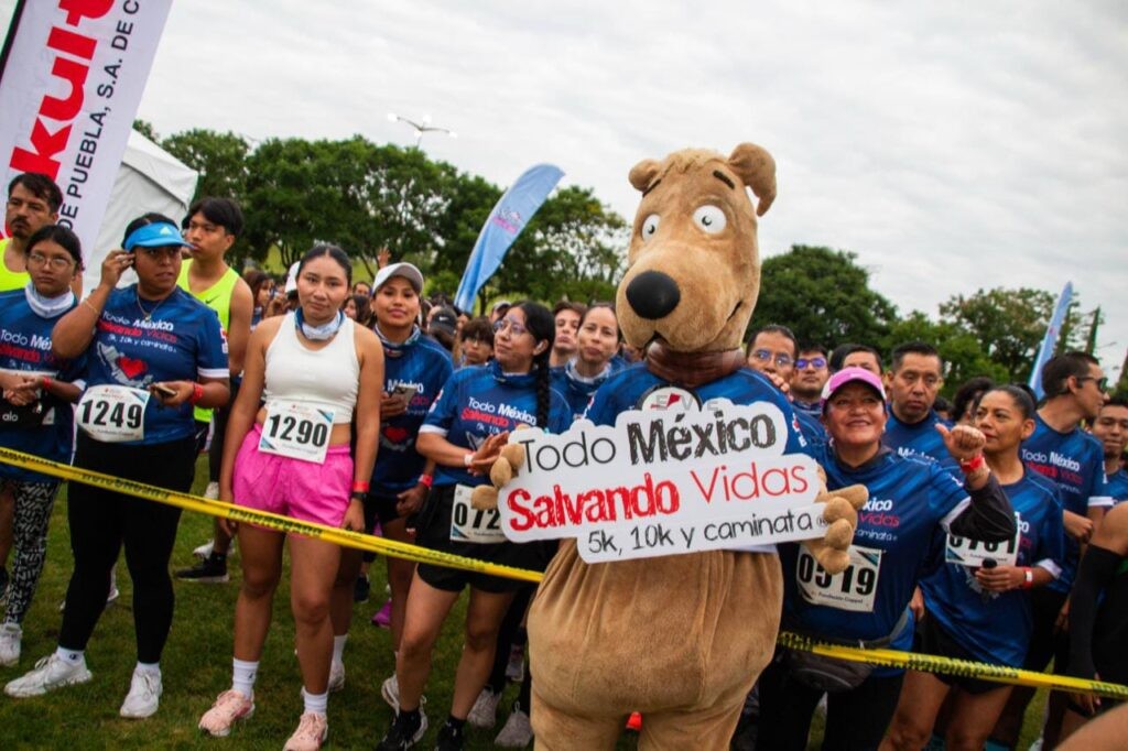 Se llevó a cabo la carrera “Todo México Salvando Vidas”, organizada por la Cruz Roja Mexicana, Delegación Puebla.
