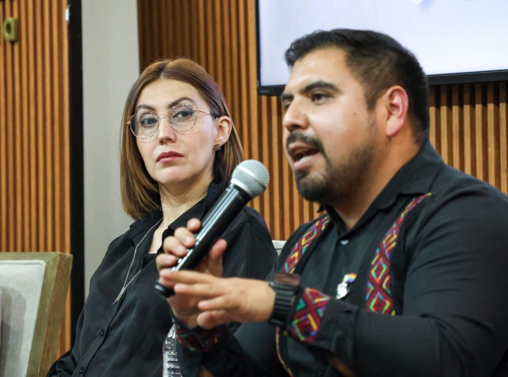 Con el propósito de identificar obstáculos y plantear alternativas para garantizar el ejercicio pleno de los derechos político-electorales de las personas en situación de vulnerabilidad, el IEE.