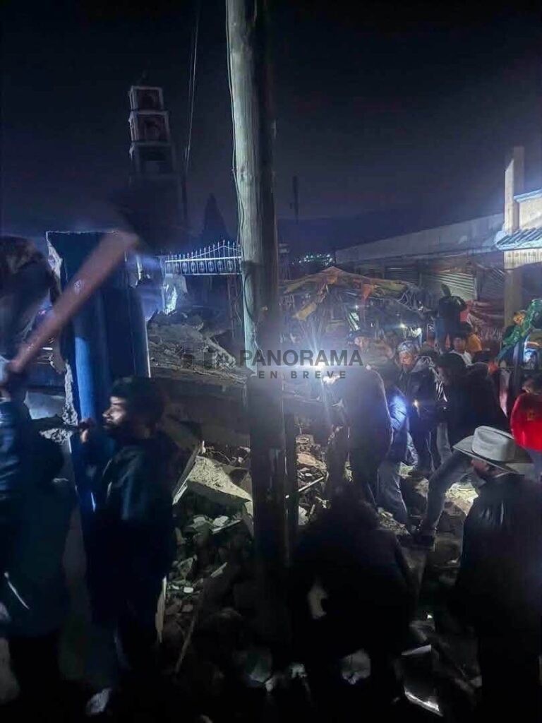 Una explosión de pirotecnia ocurrida durante una celebración religiosa en la comunidad de Santa María Canchesdá, municipio de Temascalcingo, dejó 10 personas muertas y 82 lesionadas,