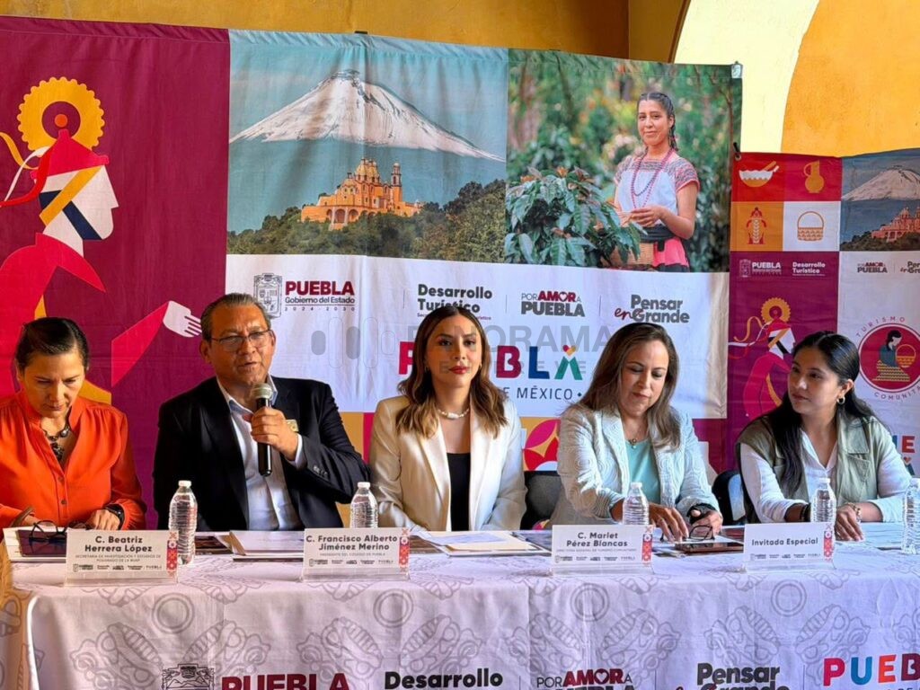 Con el objetivo de profesionalizar y fortalecer el turismo comunitario en Puebla, la Secretaría de Desarrollo Turístico del Estado de Puebla, el Colegio de Puebla y BUAP.