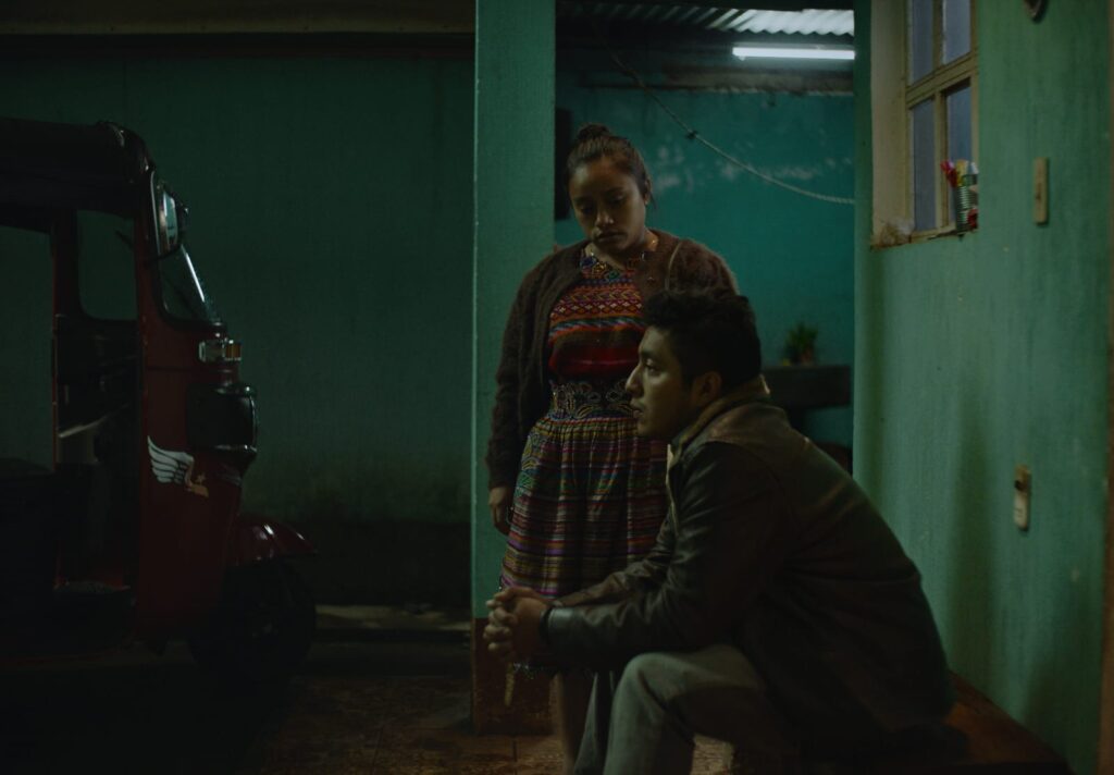 El deslumbrante primer largometraje del realizador guatemalteco-mexicano Joaquín Ruano, Nosotros, llega al Festival Internacional de Cine de Morelia (FICM).