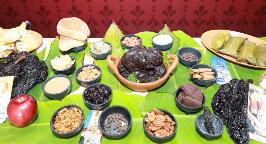 El mole poblano no solo forma parte de la gastronomía de Puebla; también representa una herencia cultural transmitida de generación en generación.